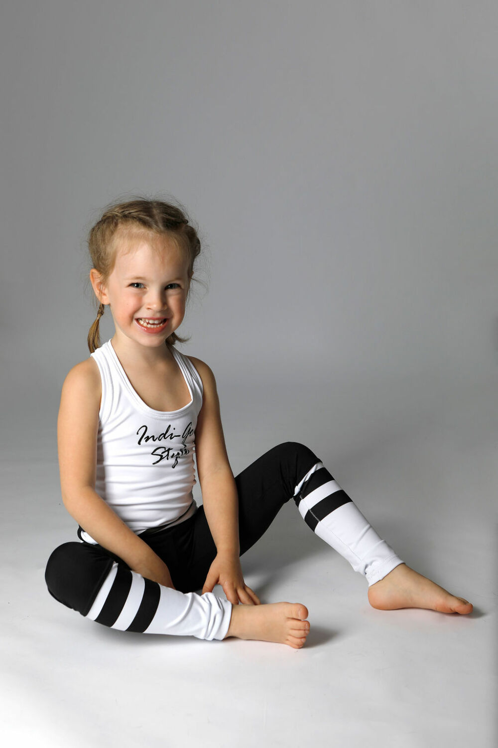 Indigo Fitness Style – Kids Lara white fitness leggings