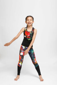 Kép 3/7 - Indigo Fitness Style – Kids Flowers Zoé leggings
