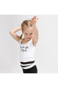 Kép 6/7 - Kids Lara white fitness trikó