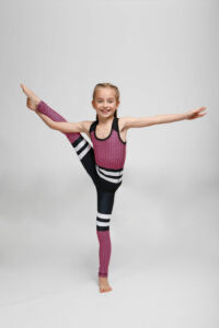 Kép 3/7 - Kids Scaly pink fitness trikó